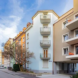 Apartment Swiss Star Sihlfeld - Self Check-in
